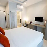 Napoli City Center - Appartamenti E Camere