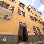 Casa Vacanze Alma B&B Grazioso Appartamento Sul Lungomare Di Pozzuoli A 300Mt Dal Centro E Dal Rione Terra By Movery