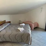 Vicino Al Mare Parmenide House