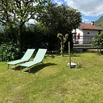 Apartment With Garden Domaso - Larihome A62