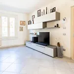 Piccola Venezia Bright Apartment With Balcony!