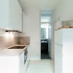Giuliny Lovely Flat - The House Of Travelers
