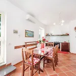 Lovely Apartment 1A With Garden Overlooking The Sea, Amalfi Coast