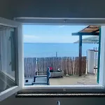 Casina Mare Sulla Spiaggia