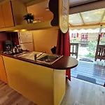 Chalet In Toskana Viareggio Italie Nabij Zee, Strand, Airconditioning, Zwembad, Wifi