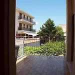 Internouno