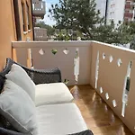 Lovely Apartment In Lignano Sabbiadoro & Parking