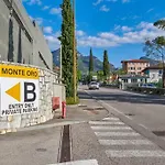 Oliva, Stylish Apartment With Garage
