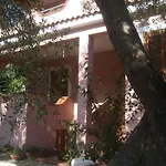 Jolly Residence