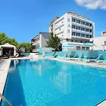 Hotel Ras