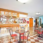 Hotel Atis