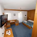 Hotel Ladina