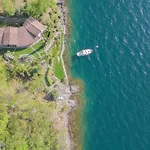 The Writer'S Nest Waterfront Villa By Rent All Como