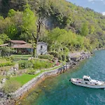 The Writer'S Nest Waterfront Villa By Rent All Como