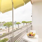 Cozy Studio Apartment With Sea View - Beahost