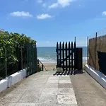 Villetta Con Discesa Mare