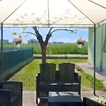 Brezza Marina Apt & Garden