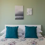 Sorrento Main Road Apartment