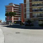 Pomposa Comfort Quattro See View Apartment