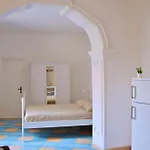Gaia Holiday House
