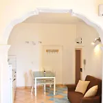 Gaia Holiday House