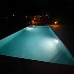 Villa Carlotta Verde With Swimming Pool