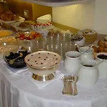 Hotel Ingram