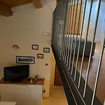 Tra Il Centro E Il Mare