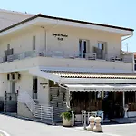 Borgo Dei Pescatori - Sul Mare