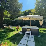 Villa Gilu - De Vivo Realty