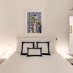 Le Sirene Boutique Apartment