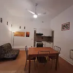 Cosimo & Tina House