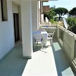 Stella 1