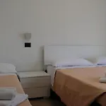 Vinsea Hotel