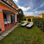Villa I Giardini Del Conero Con Ombrellone In Spiaggia