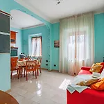 Casa Kira