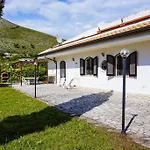 Appartamento In Villa Con Ampio Giardino