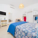 Citrus Garden House - Stylish Apt By The Center