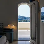 Amore Rentals - Villa Olivella