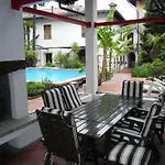 Oasi Holiday Home