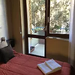 Domus Corso Umberto 18 B&B