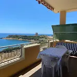 Appartamento Con Terrazzo Sul Mare.