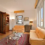 Villa Besana 100 M From Lake - Happy Rentals