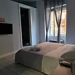 Esposito Plaza- Rooms & Suite