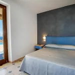 La Suite Del Faro