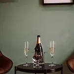 Nova Relais