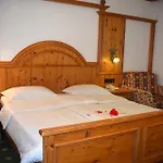 Hotel Crepes De Sela