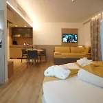 Ambassador Suite Hotel