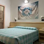 Piccolo Hotel