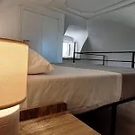 Portico 30 - Modern Apartment In Old Farmhouse